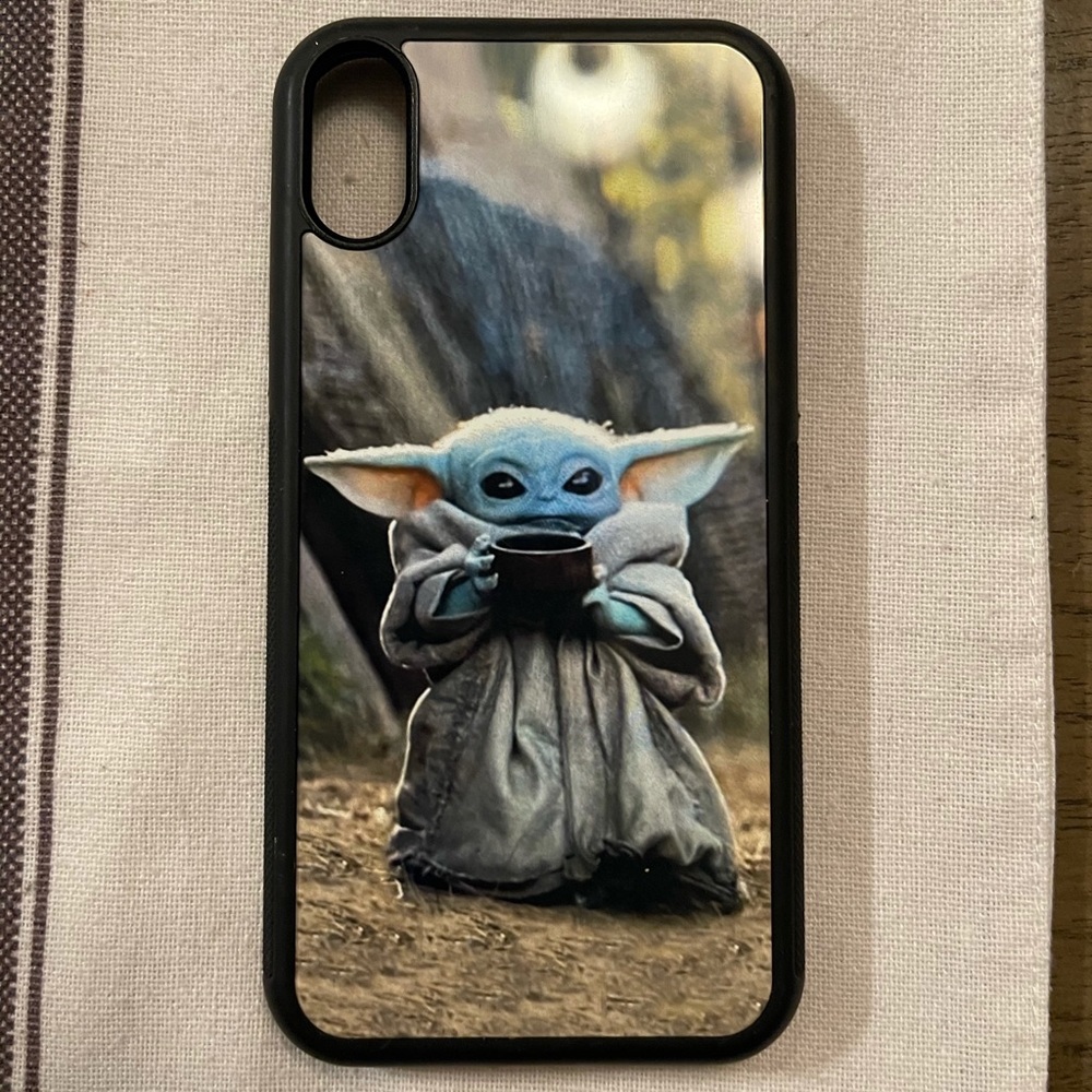 Baby yoda iPhone XR case used